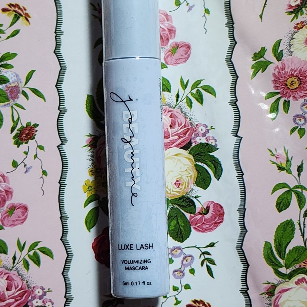 Jazmine Beauty Luxe Lash Volumizing Mascara NIB - Picture 2 of 5